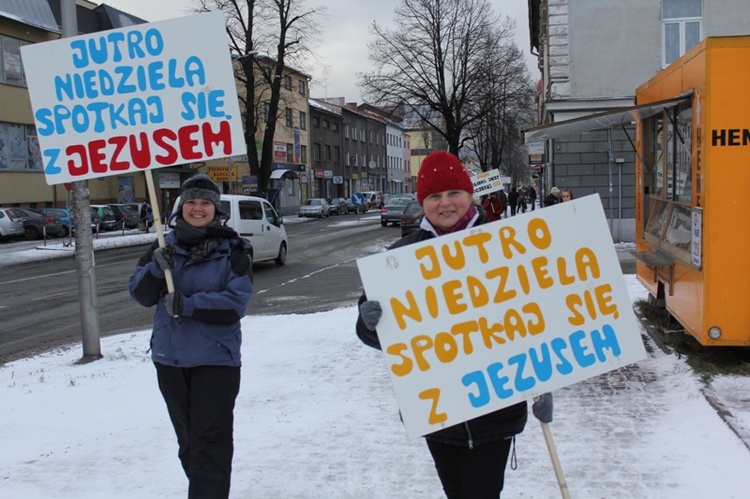 Adwentowa ewangelizacja uliczna w Żywcu