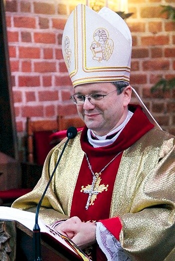  Zawołaniem bp. Tadeusza Lityńskiego są słowa „Adveniat regnum Tuum” (Przyjdź królestwo Twoje)