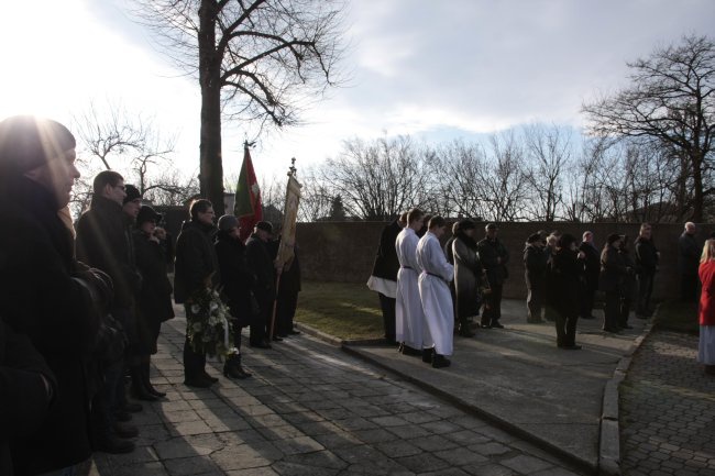 Uroczystości pogrzebowe ks. H. Hlubka w Borucinie