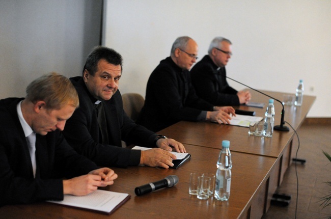 Na zakończenie Roku Wiary odbyło się w gmachu seminarium sympozjum naukowe