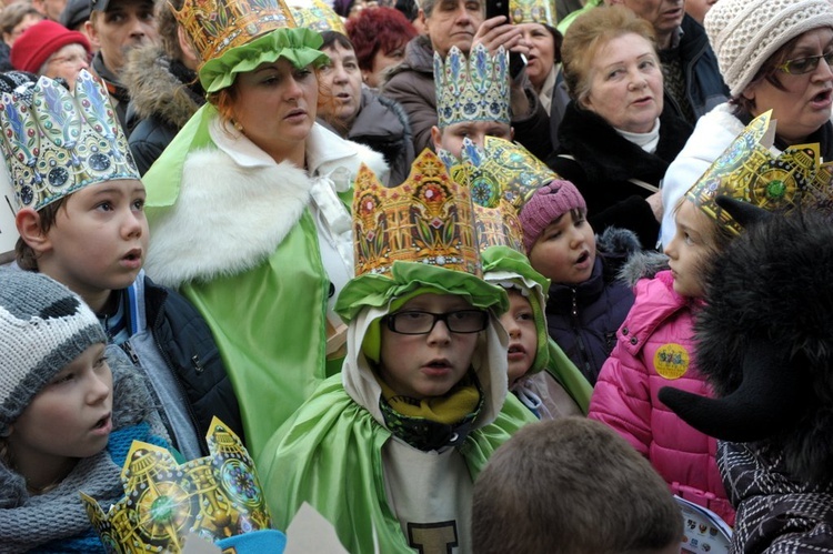 Orszak w Świdnicy - hołd na Rynku