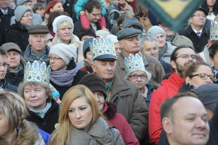 Orszak w Świdnicy - hołd na Rynku