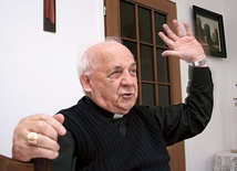  Abp Stanisław Szymecki pomimo ukończonych 90 lat cieszy się życiem, pracuje w duszpasterstwie i podtrzymuje relacje z przyjaciółmi