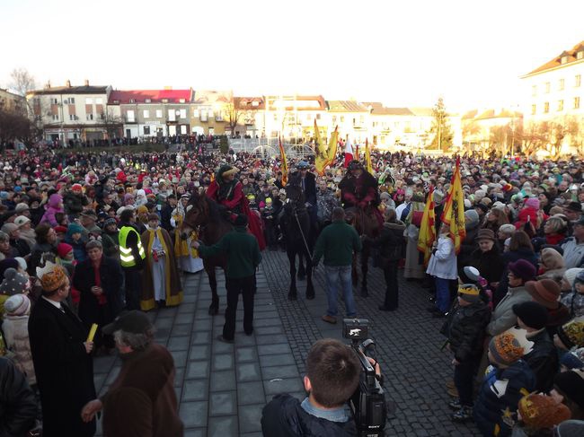 Orszak Trzech Króli w Ostrowcu 