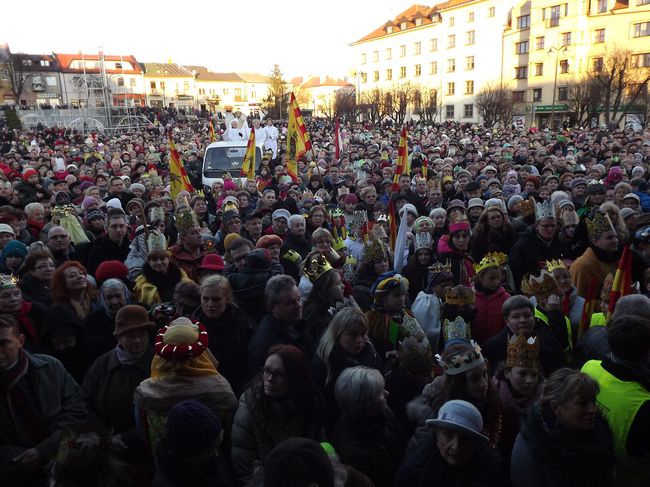 Orszak Trzech Króli w Ostrowcu 