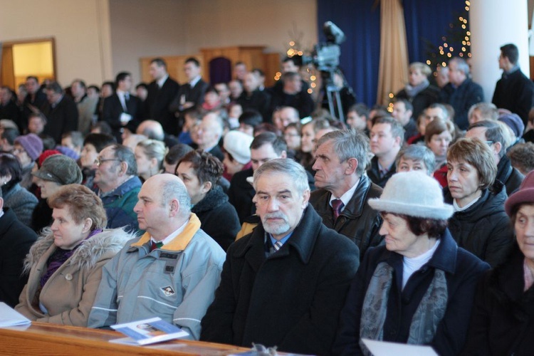 Goście i uczestnicy święceń biskupich