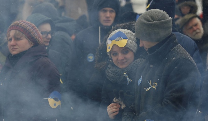 Lublinianie mimo mrozu solidaryzowali się z Ukraińcami. 