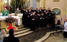 Eucharystii przewodniczył rektor Wyższego Seminarium Duchownego w Radomiu, ks. Jarosław Wojtkun