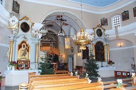  Zabytkowe wnętrze kościoła 