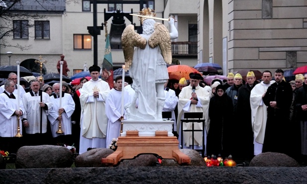 Ta modlitwa przebija niebo