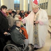 Nieść nadzieję i uśmiech Boga