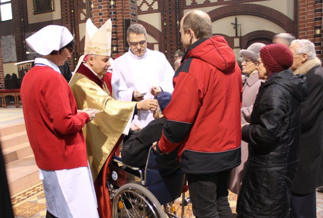 Bp Rudolf Pierskała w gliwickiej katedrze