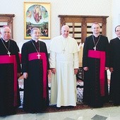 Papież Franciszek w ramach „ad limina” spotkał się z bp. Stefanem Regmuntem, bp. Tadeuszem Lityńskim, bp. Pawłem Sochą. Delegacji biskupów towarzyszyli:  ks. Janusz Malski, ks. Rafał Szwaja i ks. Piotr Bartoszek