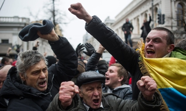 Parlament odsunął Janukowycza