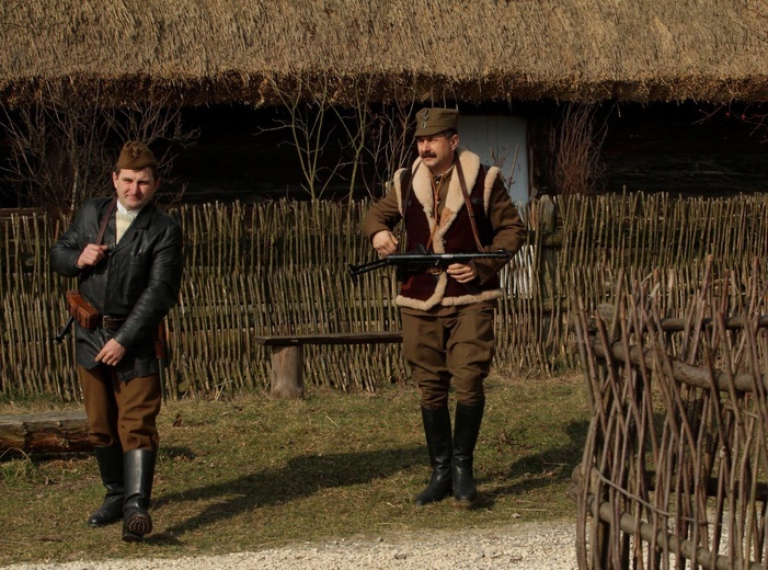 Rekonstrukcja historyczna w skansenie