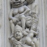 Z portalu Notre Dame w Paryżu