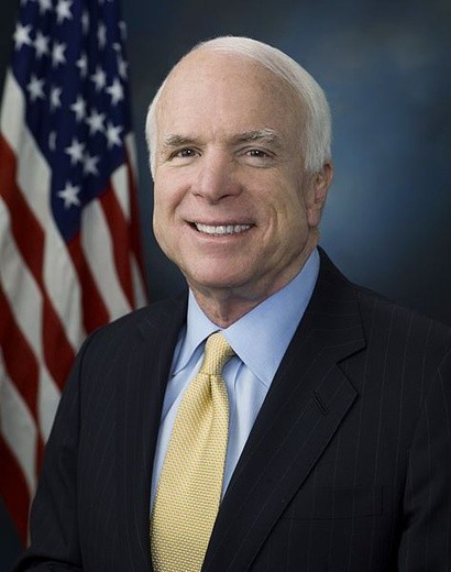 McCain kpi z sankcji Putina: Anuluję wczasy na Syberii