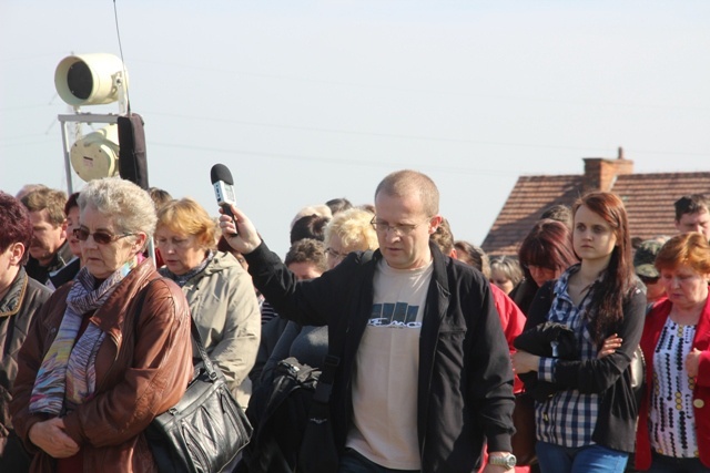 Droga Krzyżowa w KL Auschwitz-Birkenau