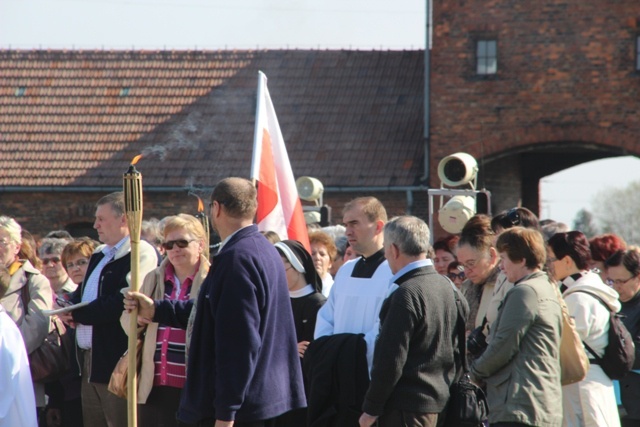 Droga Krzyżowa w KL Auschwitz-Birkenau