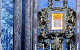 Czczony na całym świecie obraz Matki Bożej znajduje się w Bazylice Matki Bożej Większej w Rzymie
