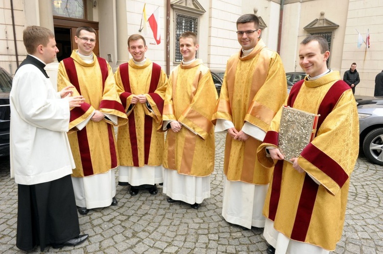 Początek uroczystości rocznicowych