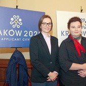 Była snowboardzistka Jagna Marczułajtis-Walczak (z lewej) kieruje Komitetem Konkursowym Kraków 2022, który zabiega o organizację zimowej olimpiady w tym mieście. Na zdjęciu z Magdaleną Sroką podczas prezentacji logotypu Zimowych Igrzysk Olimpijskich Kraków 2022