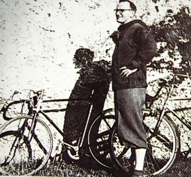 Ks. Wojtyła, rowery i Karkonosze