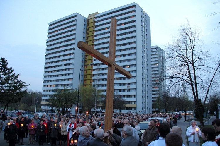 Droga Krzyżowa na os. Tysiąclecia 2014