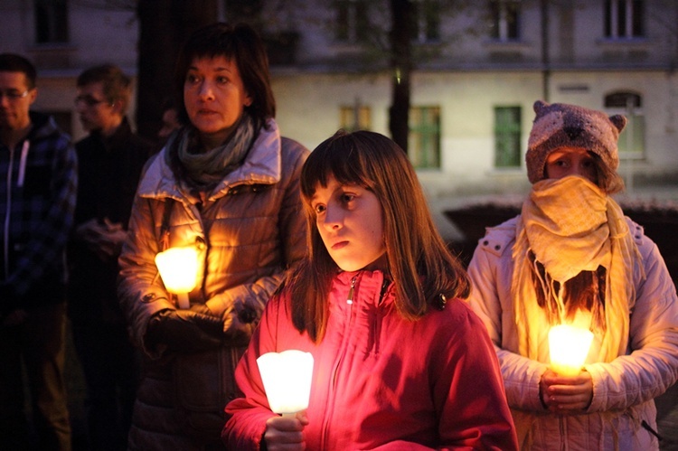 Droga Krzyżowa w Chorzowie 2014 