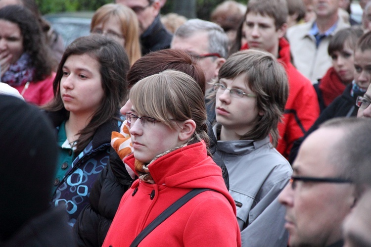 Droga Krzyżowa w Chorzowie 2014 