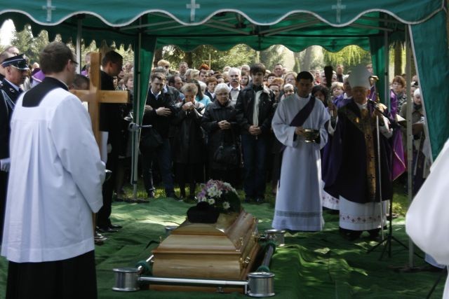 Pogrzeb śp. ks. Stanisława Bieni (1933-2014)