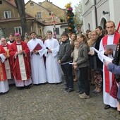 Niedziela Palmowa Młodych: procesja do katedry - cz. 1