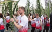 Polacy w procesji z palmami na placu św. Piotra