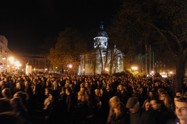 Droga Krzyżowa w centrum Radomia