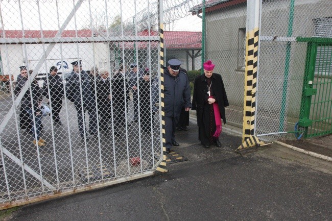 Biskup w więzieniu