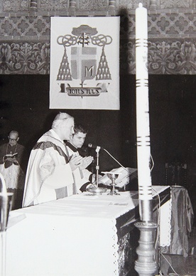 Kardynał Karol Wojtyła 16 listopada 1975 roku odprawił Mszę św. dla młodzieży akademickiej w kościele pw. Najświętszego Serca Jezusowego w Gdańsku-Wrzeszczu