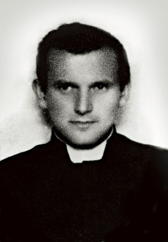 Ksiądz Karol Wojtyła w 1946 r.,  niedługo po święceniach kapłańskich