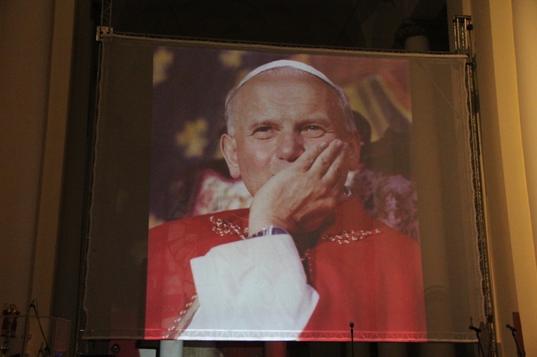Koncert wdzięczności przed kanonizacją papieży