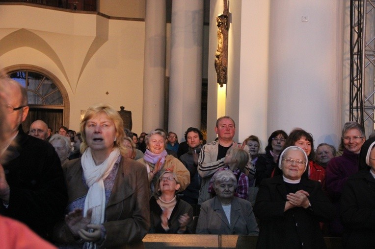 Koncert wdzięczności przed kanonizacją papieży