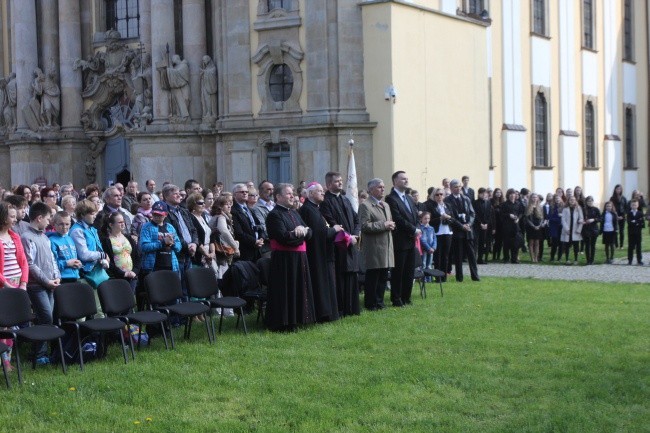 Święci w sanktuarium