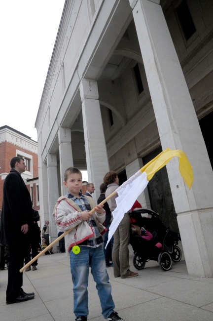 Transmisja kanonizacji Jana Pawła II i Jana XXIII - cz. 2