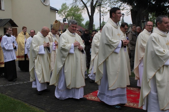 Pielgrzymia Msza św. w Hałcnowie