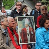 Św. Jan Paweł II krok za krokiem prowadził pielgrzymów do Bożego Miłosierdzia