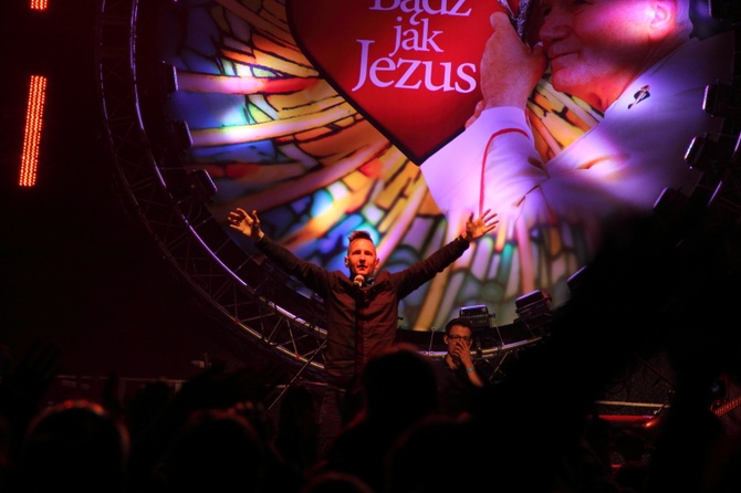 Koncert "Bądź jak Jezus" 2014 cz. 2