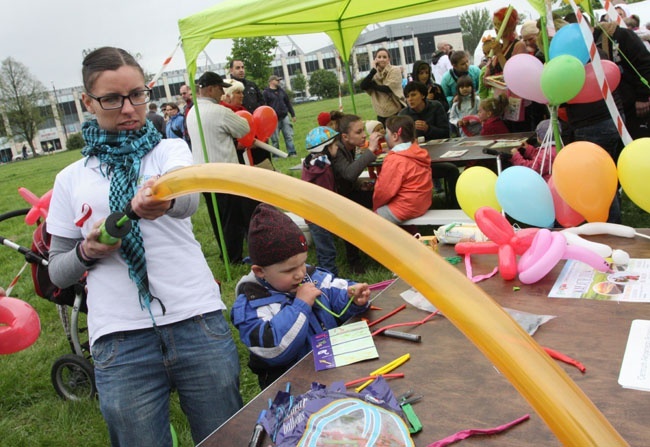 Trzeciomajowy piknik na Błoniach