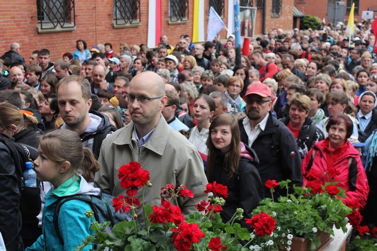 Przywitani przez biskupa Jana Zająca