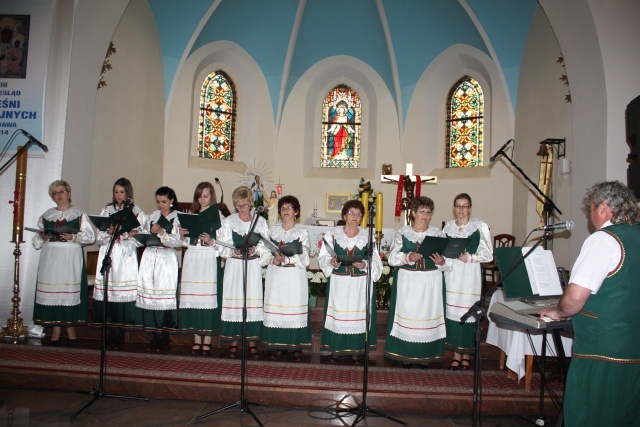 Przegląd Pieśni Maryjnej w Kłodawie