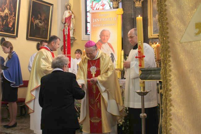 Stulecie marianek w Zbrosławicach