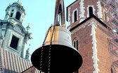 Zawieszenie dzwonu "Jan Paweł II"