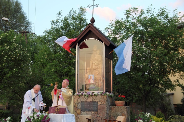 Msza św. przy kapliczce na Korabce